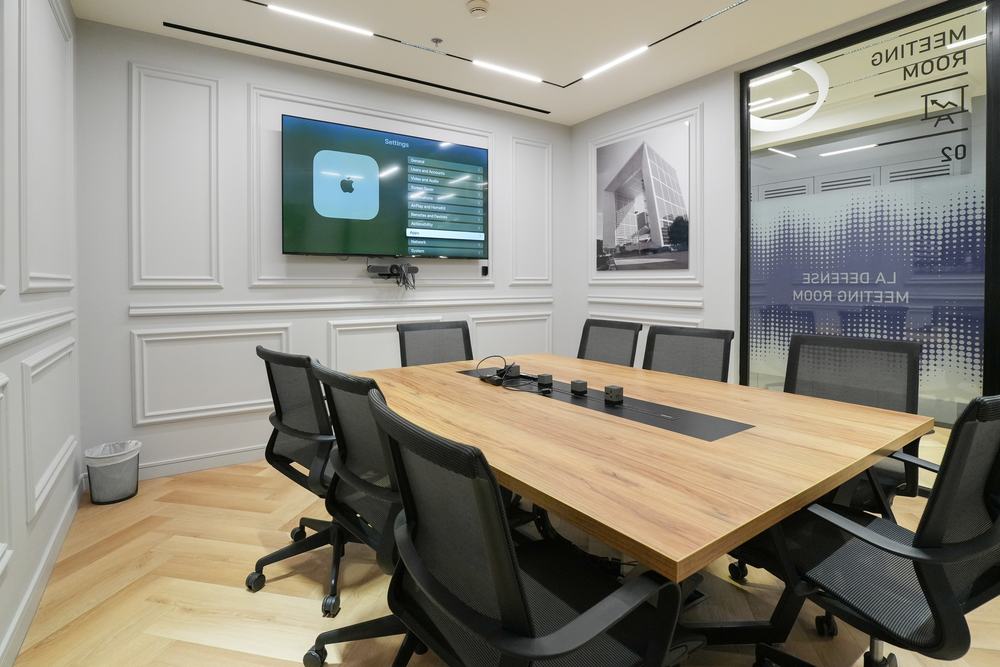 An Oh My Desk meeting room in Dubai